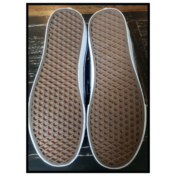 High Top Vans - Picture 5 of 7